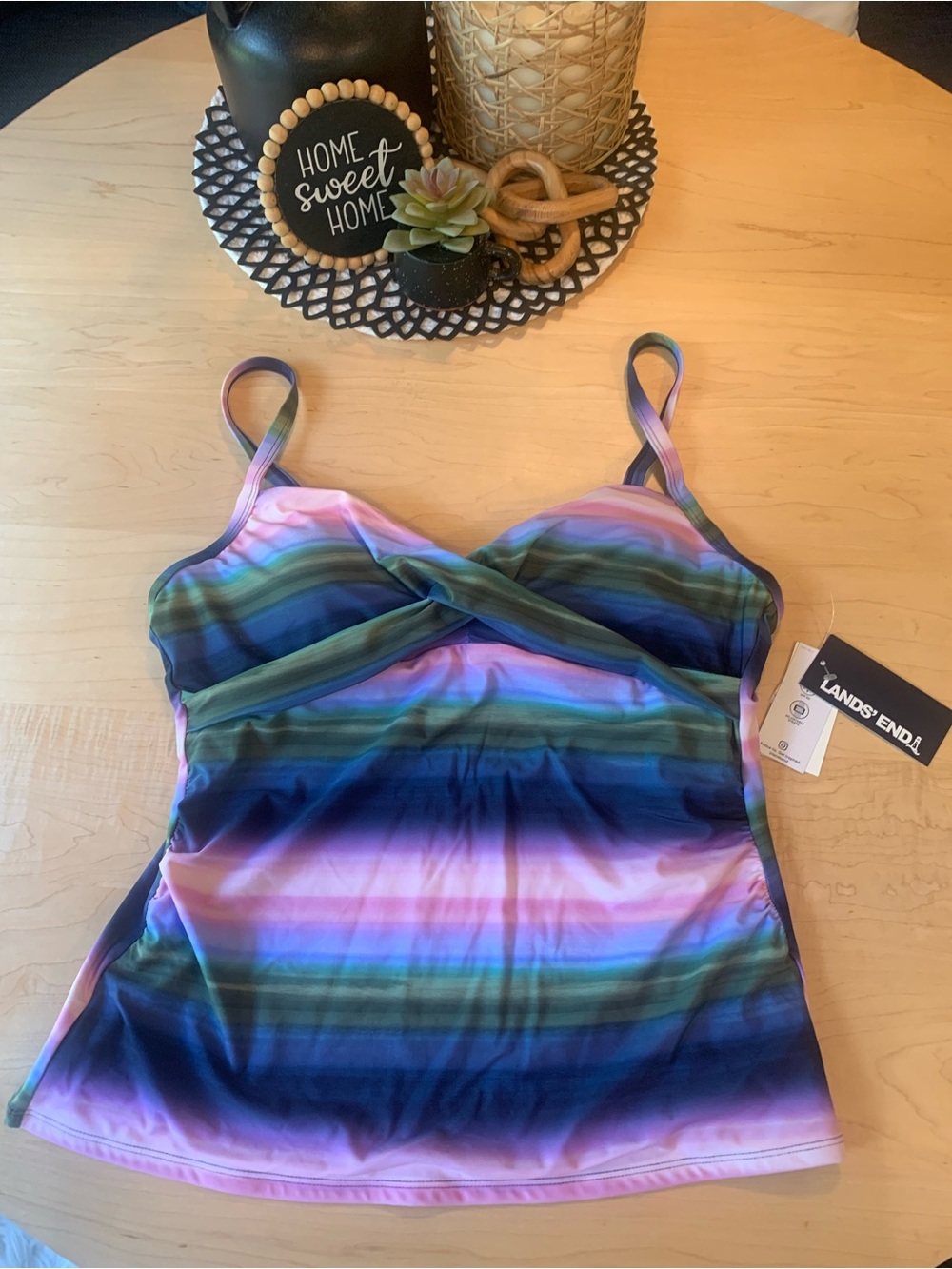 Lands’ End Tankini top with underwire, Medium